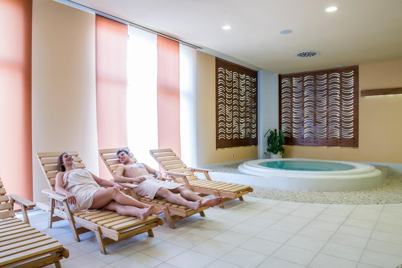 Hotel Jana Přerov Eksteriør billede